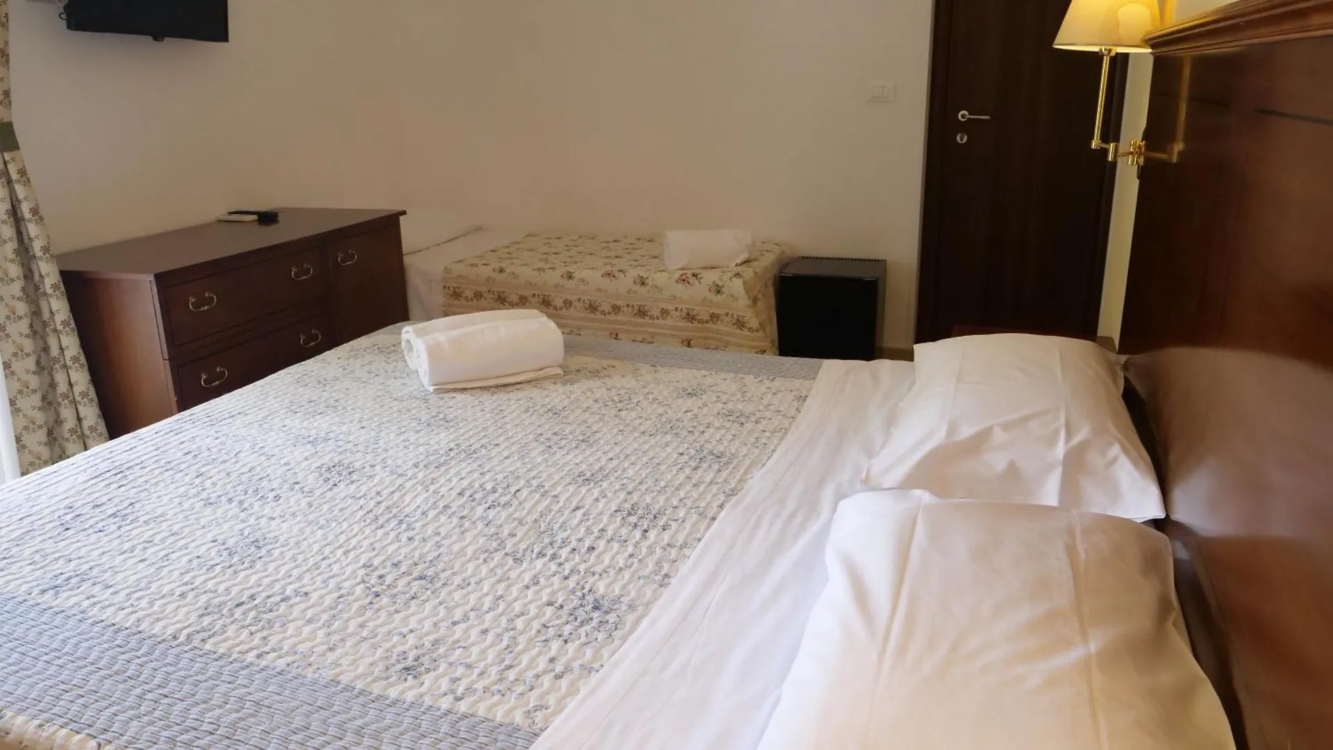 Hotel Elios Tao Taormina 3*,
