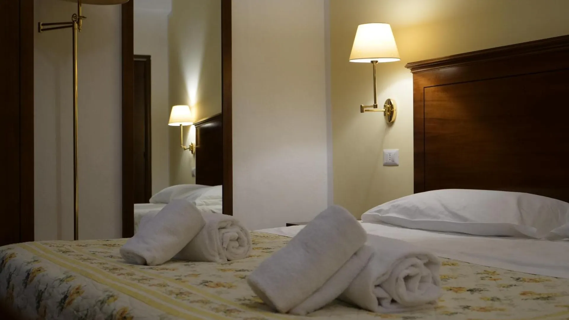 Hotel Elios Tao Taormina 3*,  Italië